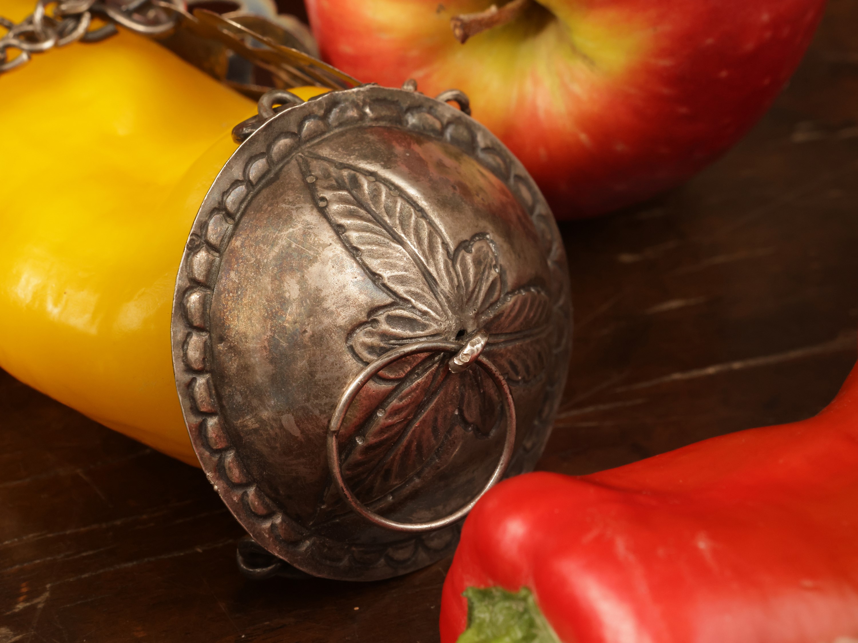 Piccola lampada pensile in argento