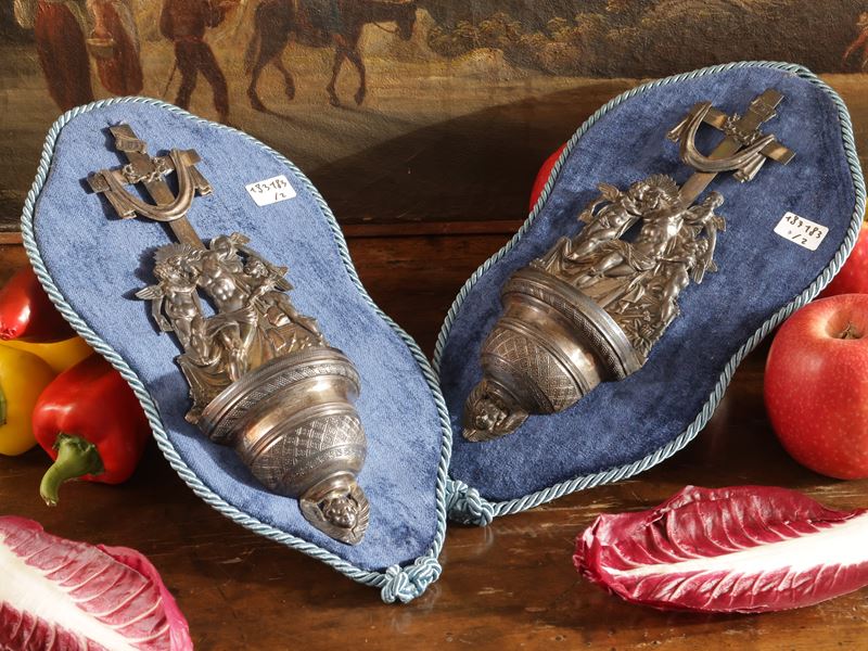 Coppia di acquasantiere in lamina di argento, Alessandro Briganti