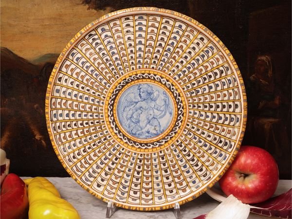 Majolica stand