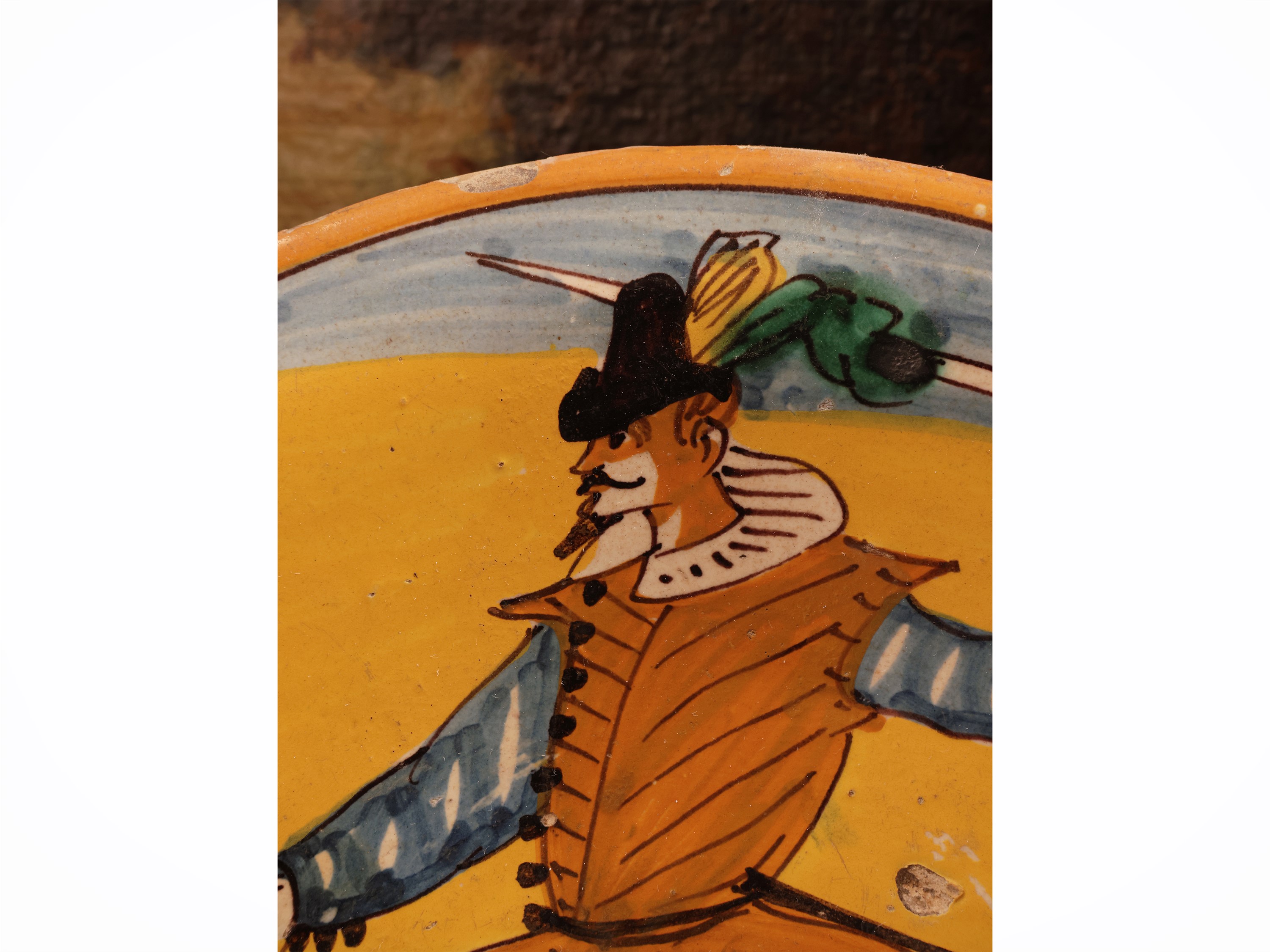 Maiolica di Montelupo, Piatto decorato con figura a due spade