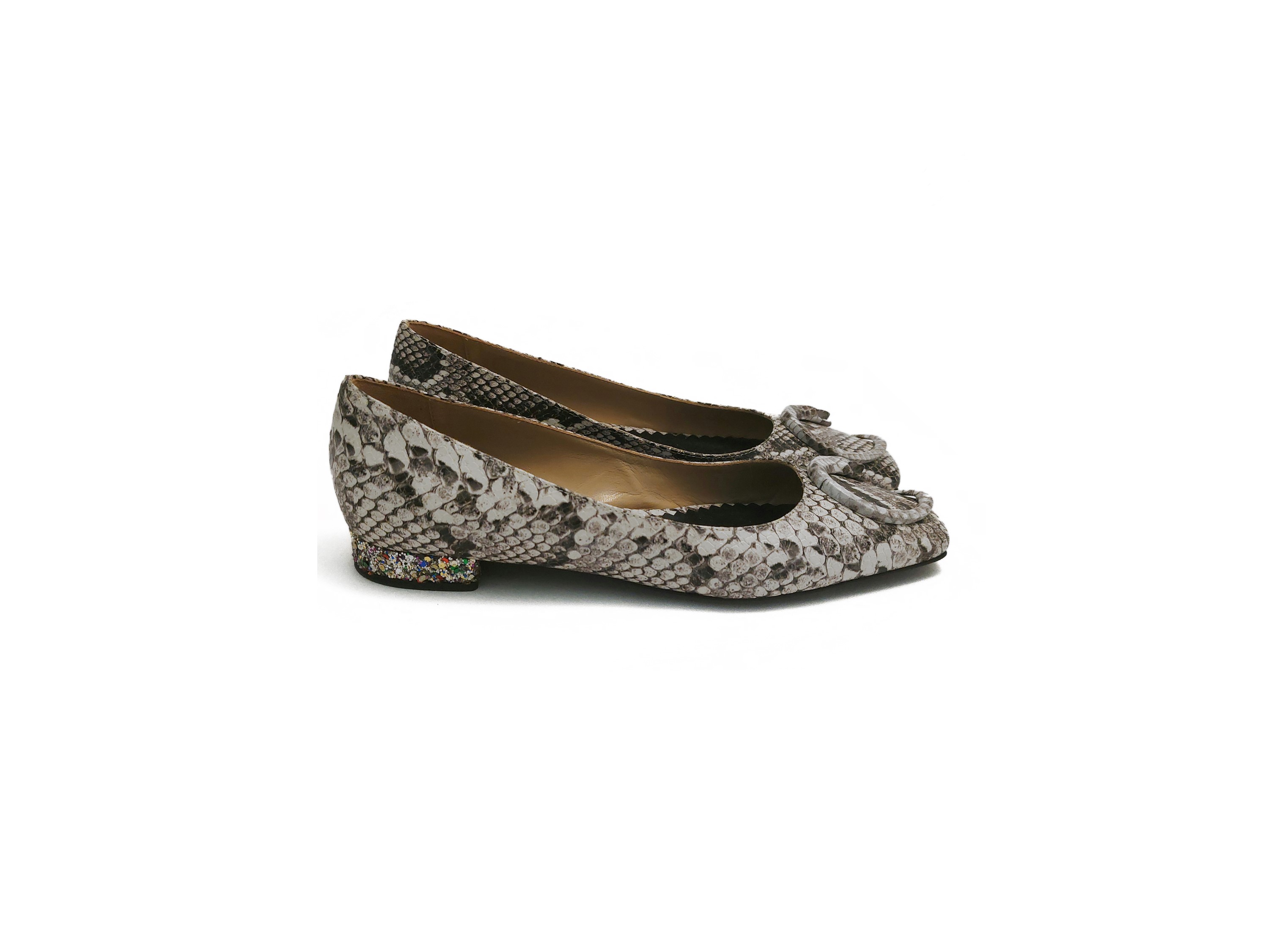 Cavalli Class, Ballerine in pitone bianco e nero con fibbia a forma di serpente