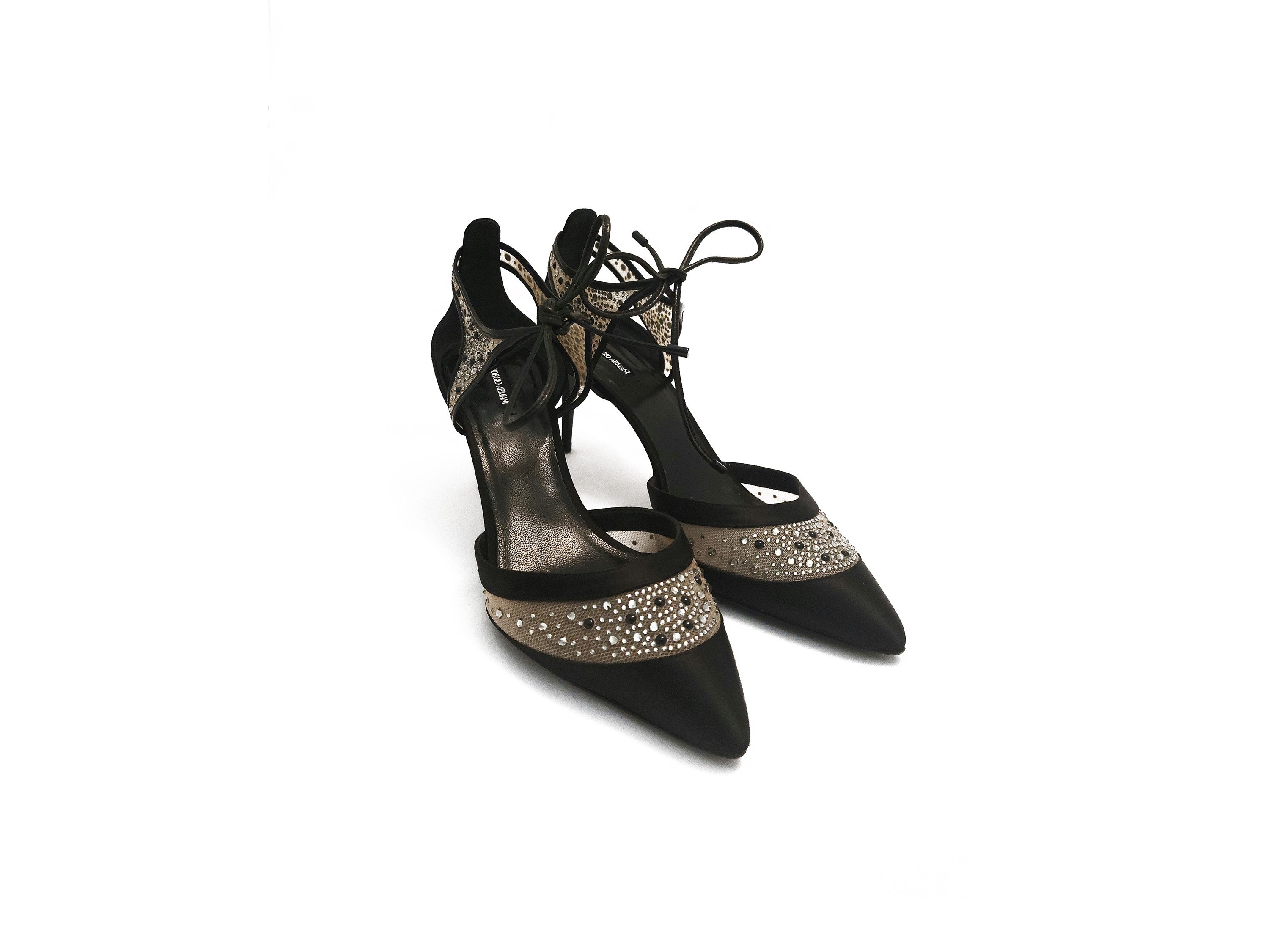 Giorgio Armani, Sandali in raso nero con motivo a rete e strass, numero 39, tacco 7 cm