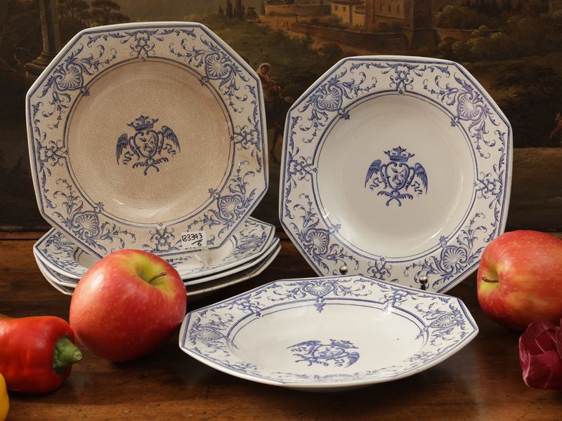 Serie di sei piatti fondi in terraglia