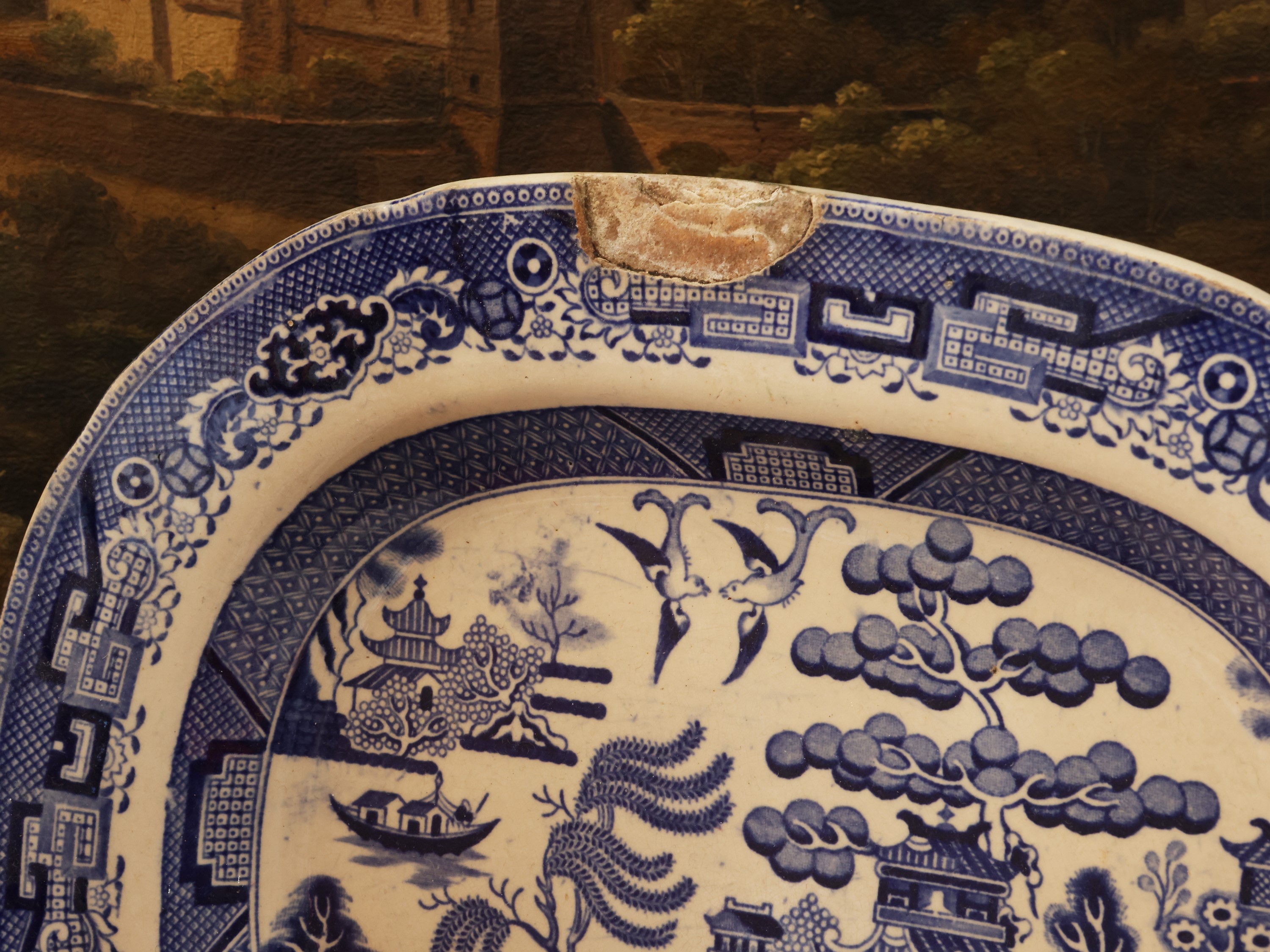 Piatti decorativi in terraglia inglese e ceramica smaltata, XIX/XX secolo