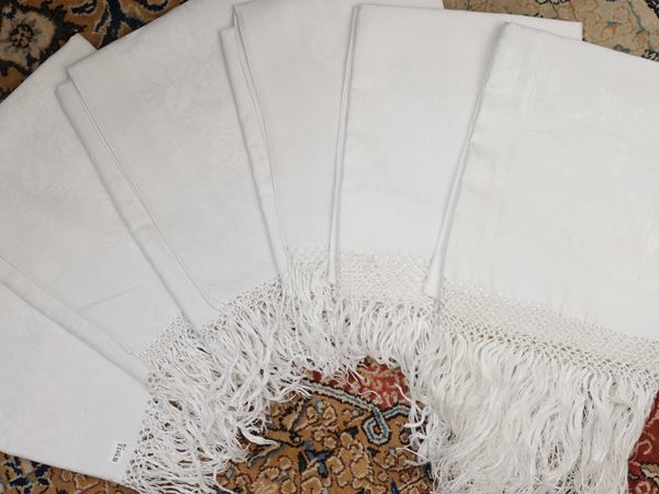 Six Flanders linen towels