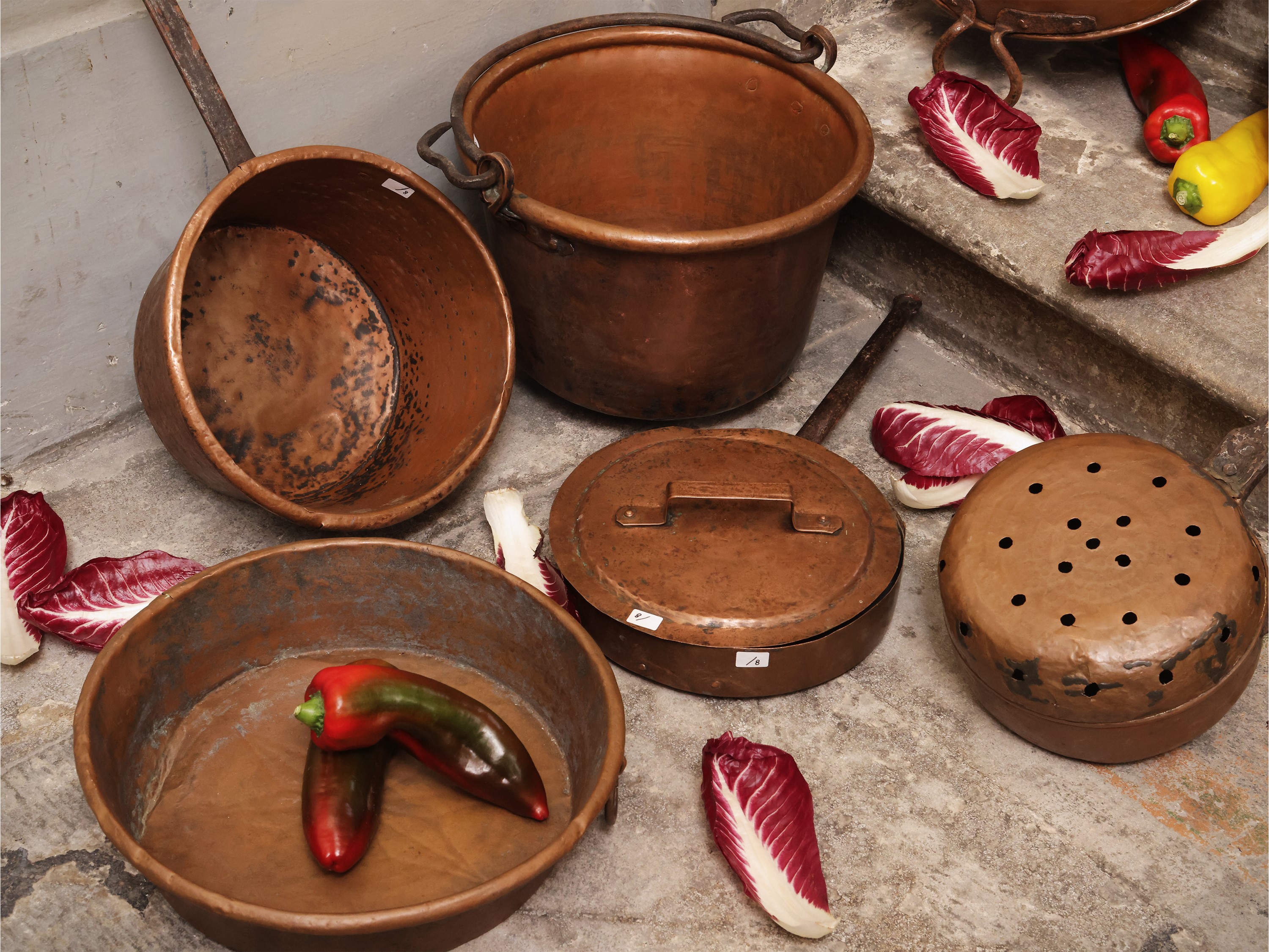 Accessori da cucina in rame, set di pentole e scolapasta