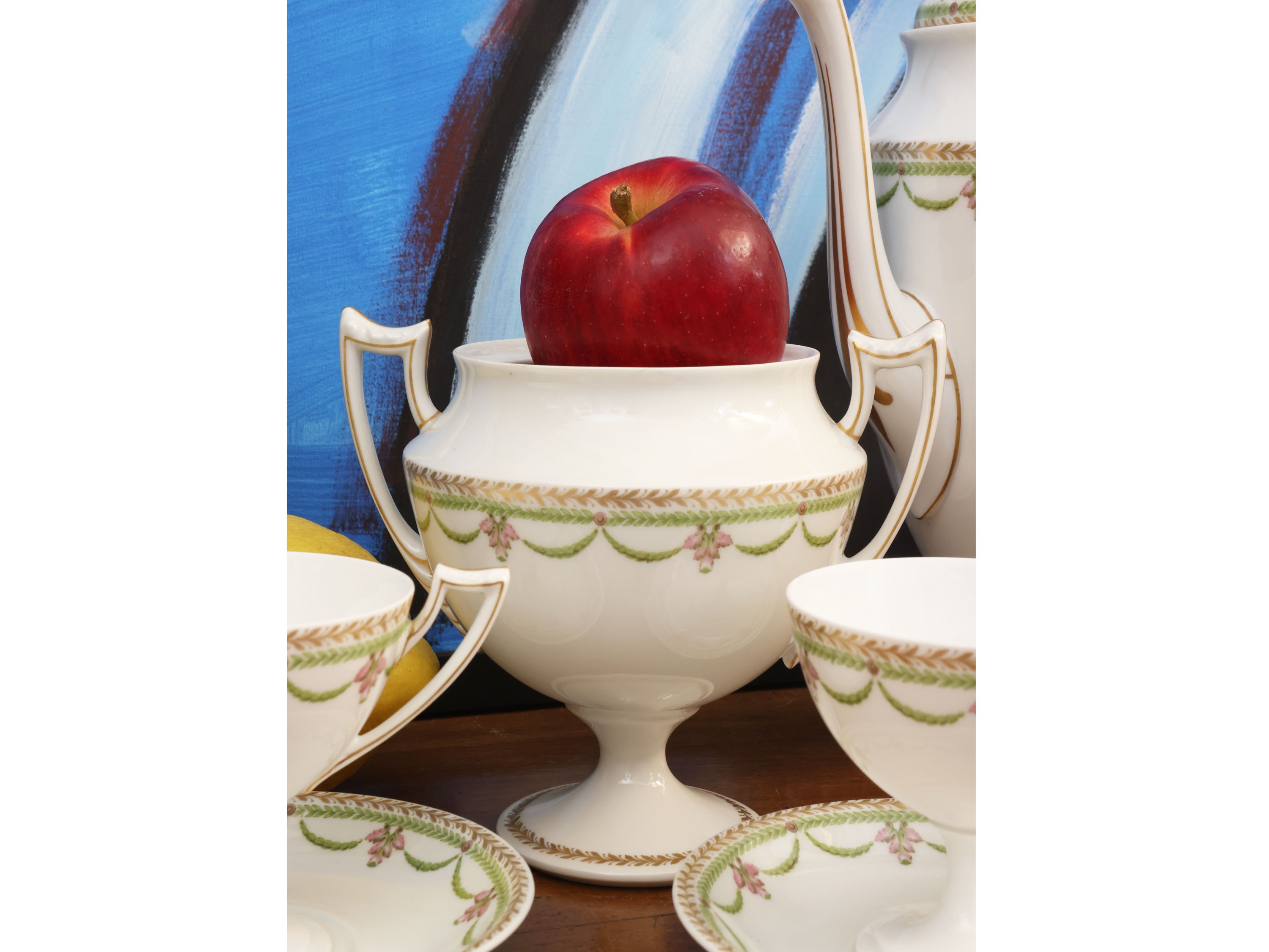 Limoges, Servizio da caffè in porcellana neoclassico (Francia, XX secolo)