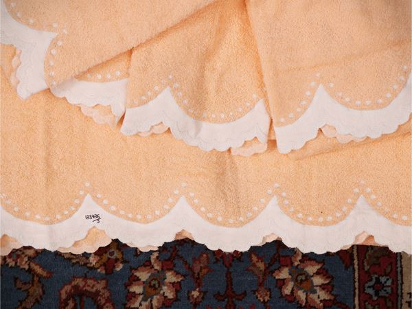 Set of salmon pink terry towels, Emilia Bellini