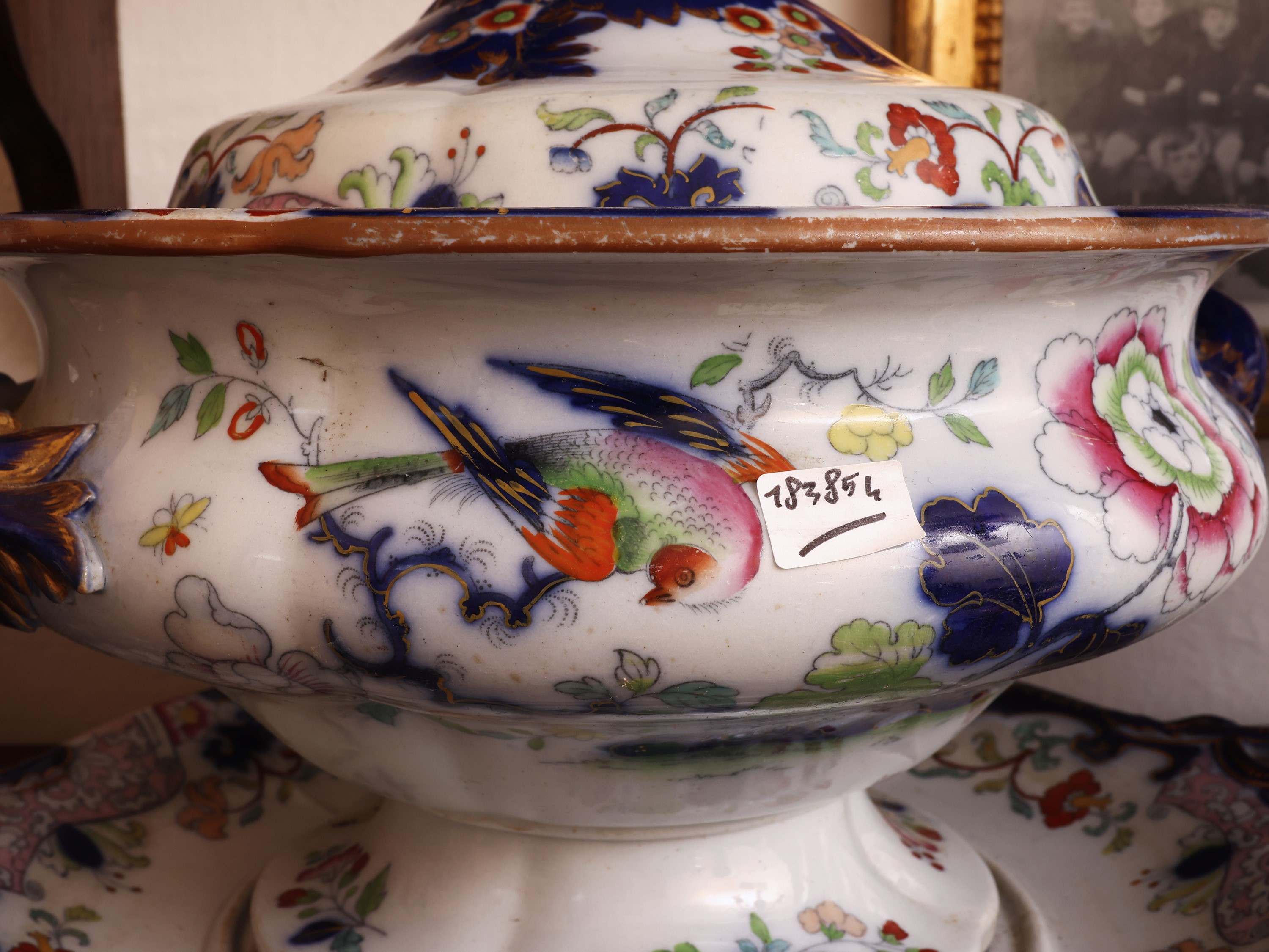 Miscellanea per la tavola d’epoca, terraglia decorata a fiori, con zuppiera (XIX/XX secolo)