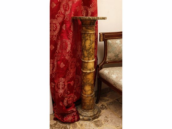 Column in alabaster