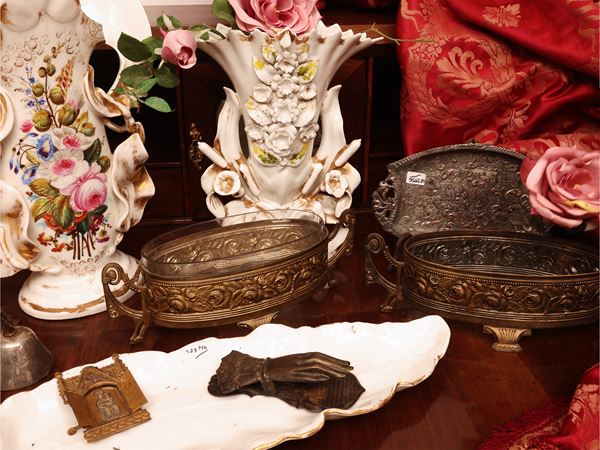 Lot of vintage curiosities