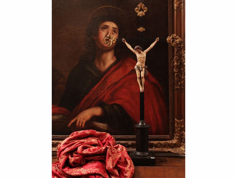 Croce astile, legno ebanizzato laccato e dipinto, XIX secolo