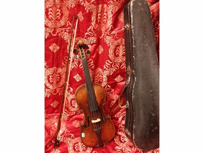 Violino d’epoca, cartiglio “Jacobus Stainer made in Czecho-Slovakia”
