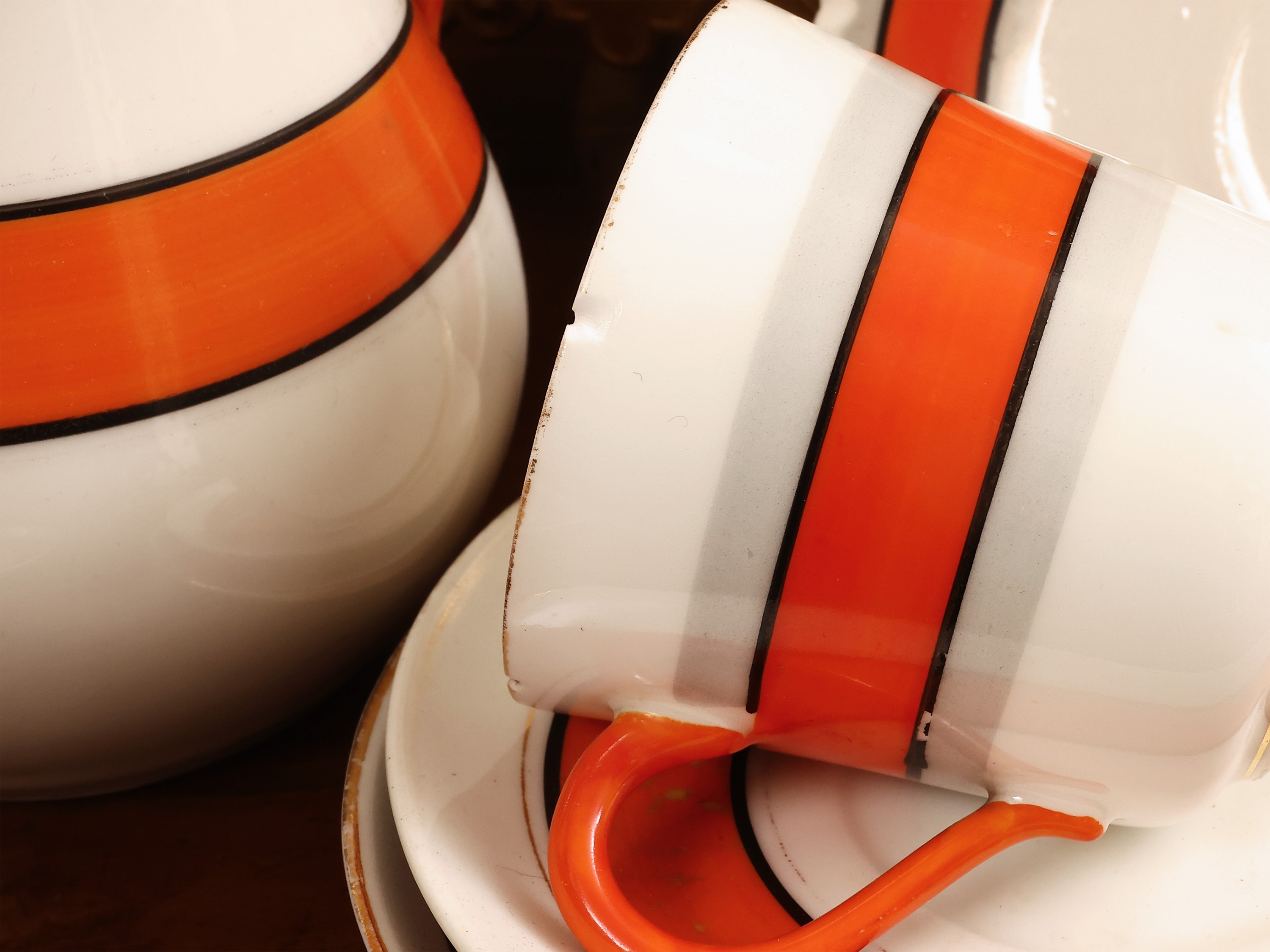 Ginori, Servizio da tè e caffè in porcellana con teiera, caffettiera e accessori
