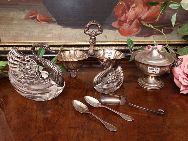 Silver table accessories