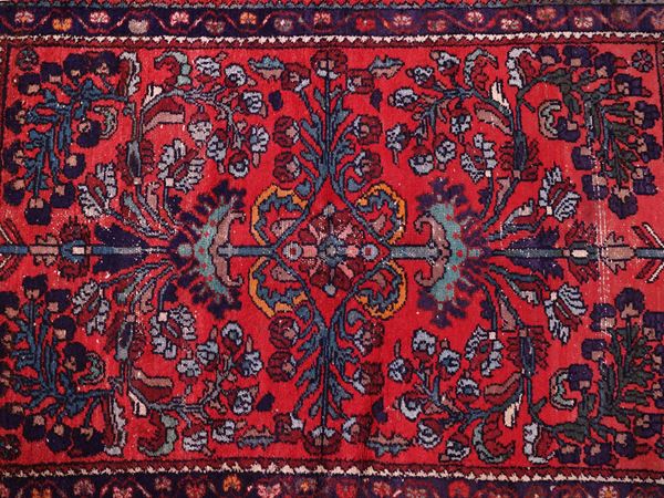 Nain carpet
