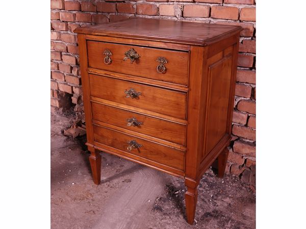 Small cherry wood bedside chest of drawers