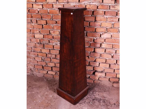 Colonna portavasi in legno tenero  - Asta La casa dell'Antiquaria - Maison Bibelot - Casa d'Aste Firenze - Milano