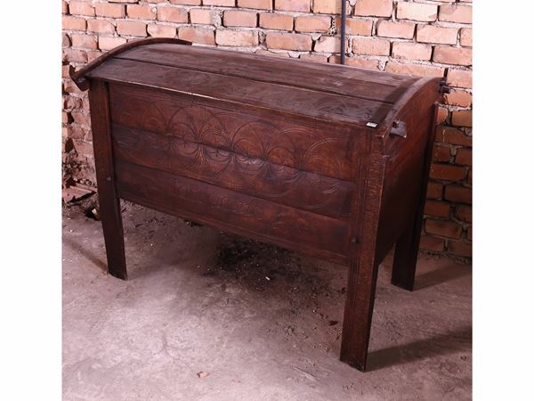 Popular wedding chest in soft wood