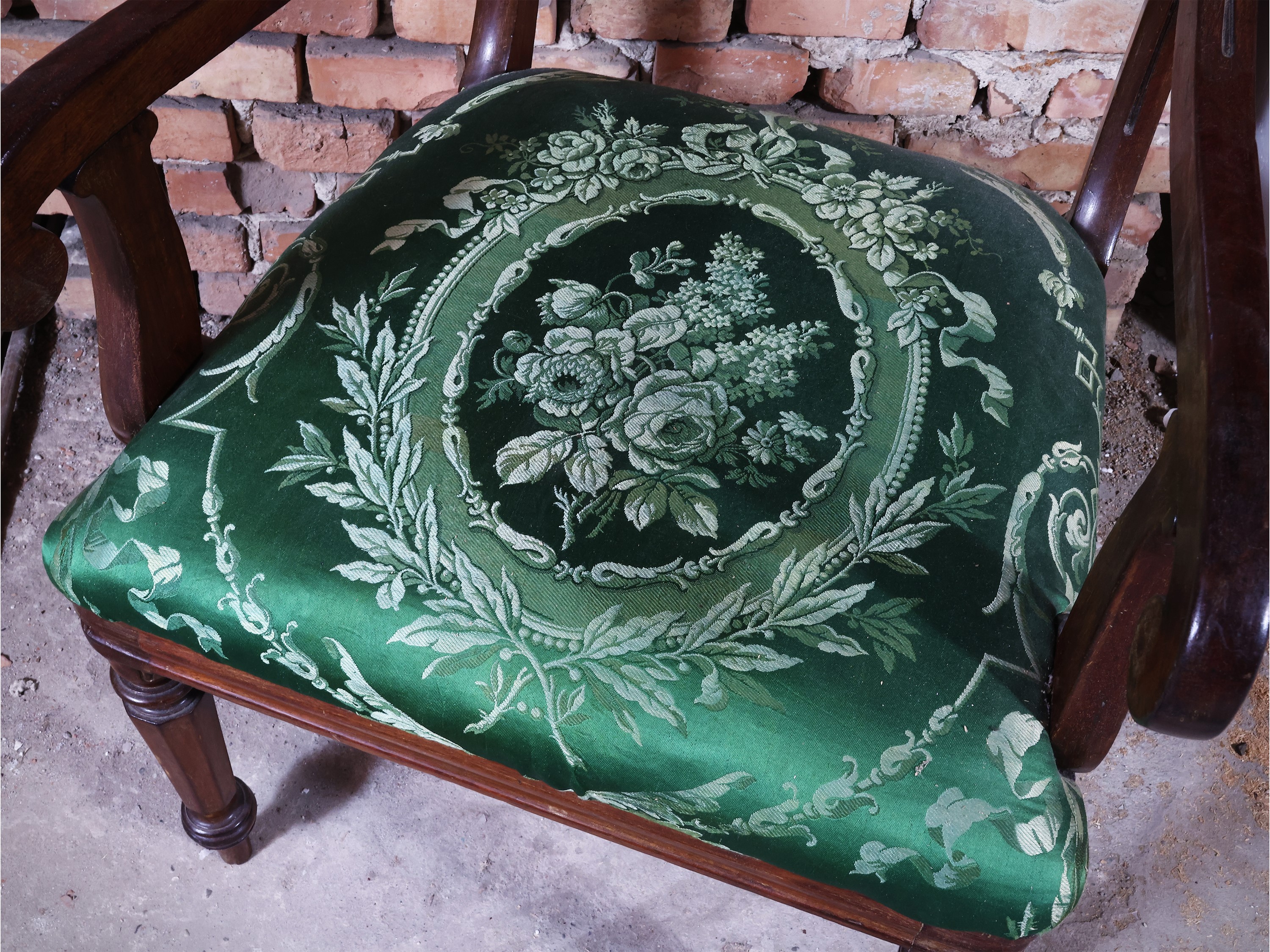 Poltroncina in mogano, seconda metà del XIX secolo