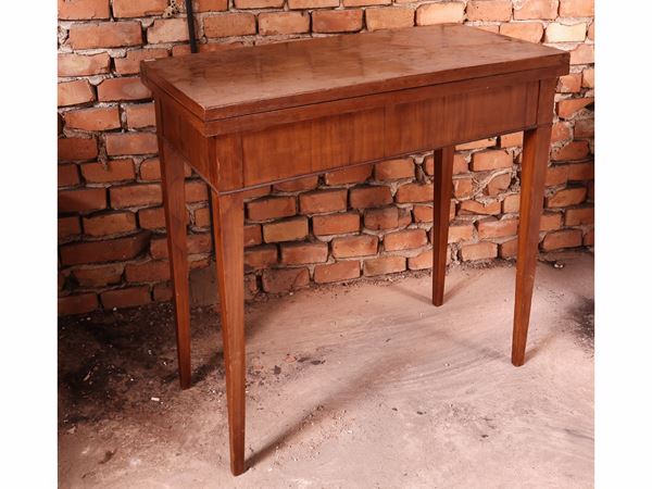 Walnut gaming table
