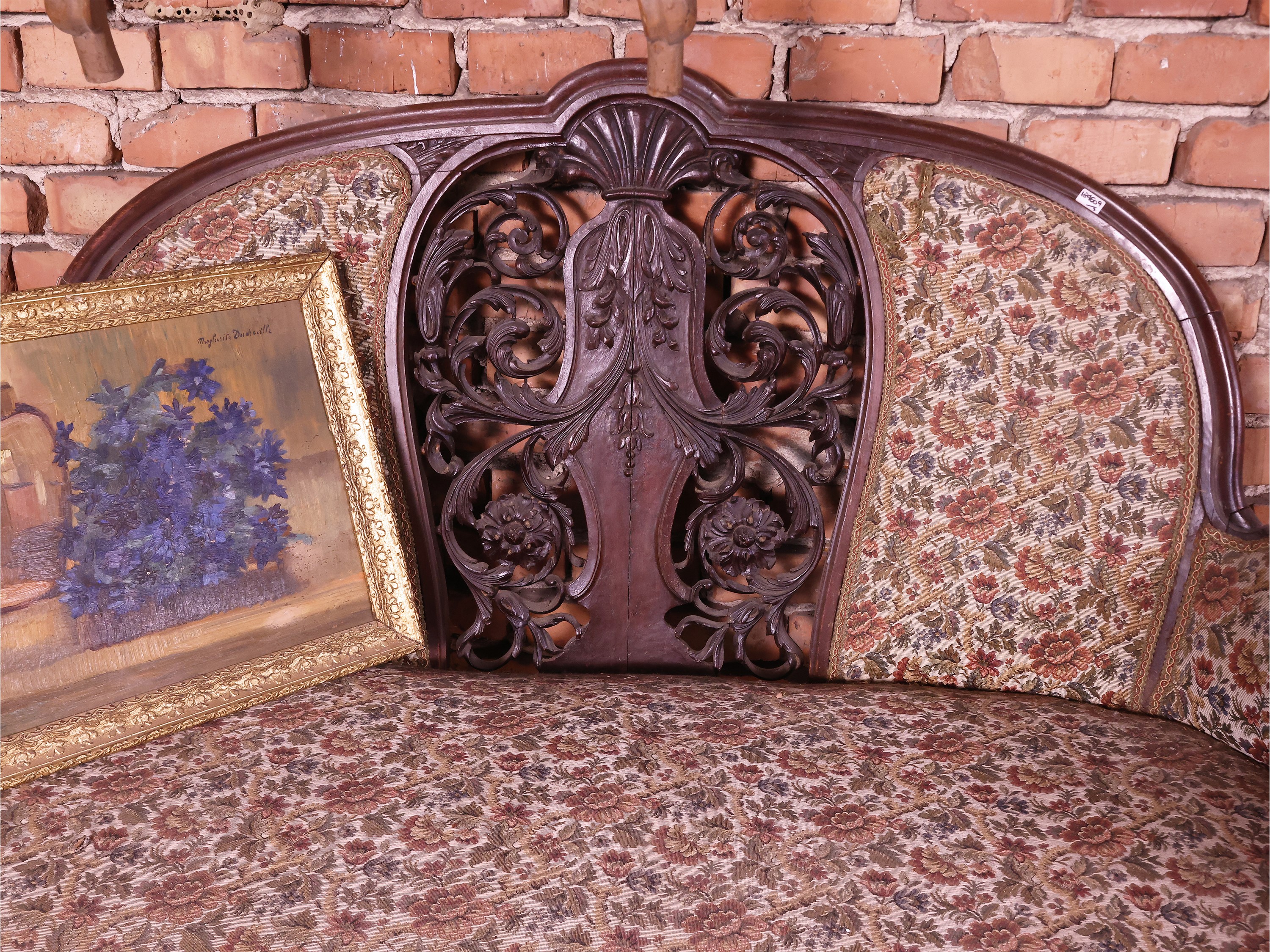 Arredi d’epoca e dipinti floreali, miscellanea