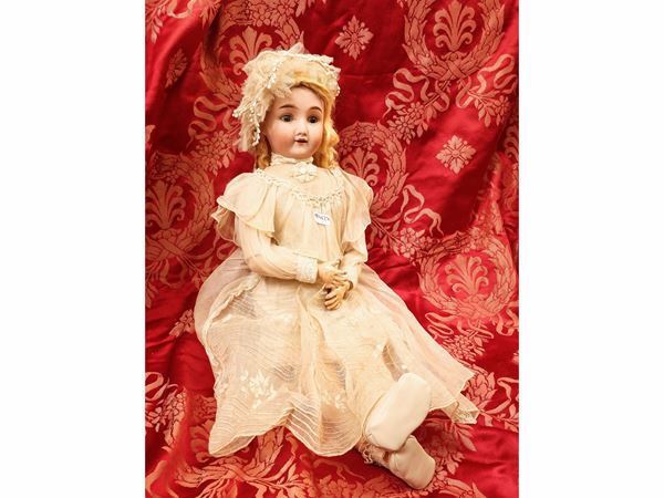 Biscuit doll
