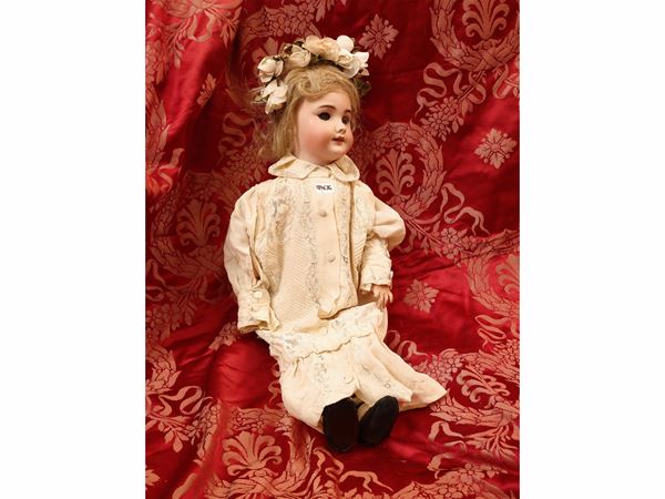 Biscuit doll