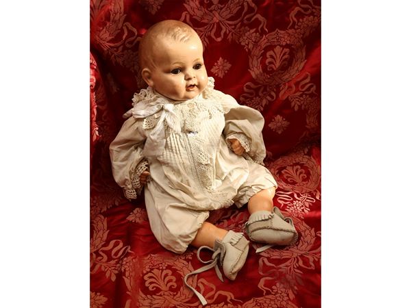 Baby carter in composite material
