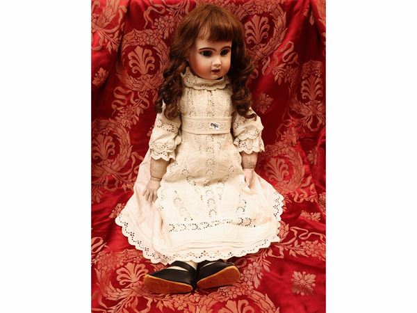 Biscuit doll