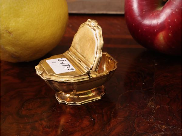 Collectible silver vermeil vinaigrette