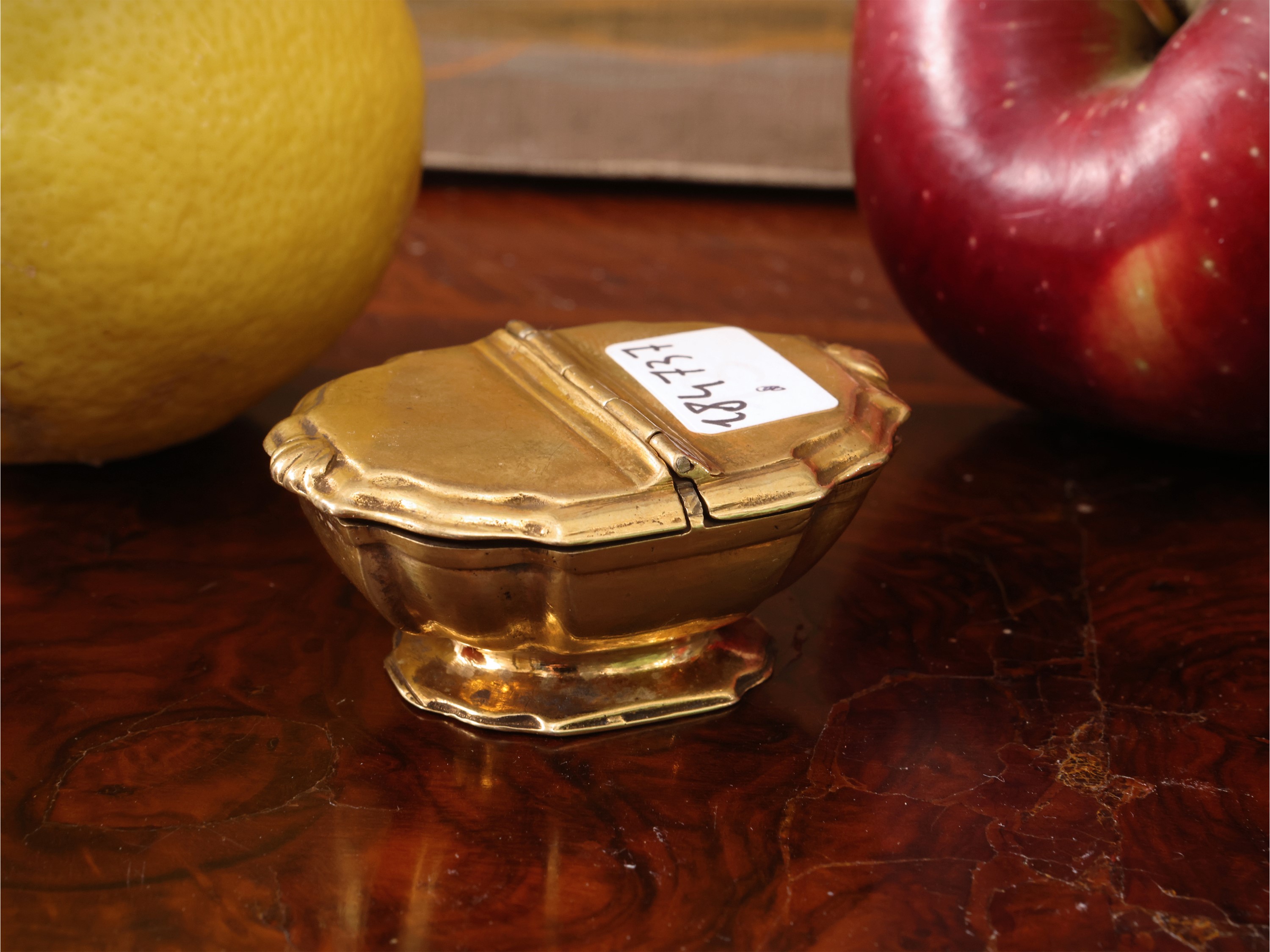 Francia, 1780, Vinaigrette da collezione in argento vermeil