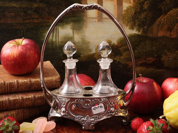 Oliera in lamina di argento di gusto Art Nouveau