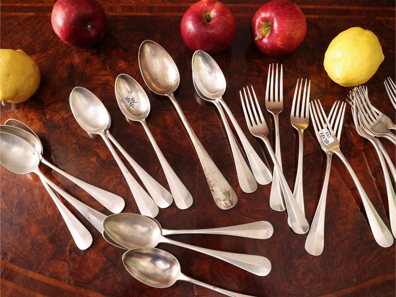 Set di posate d'epoca in argento