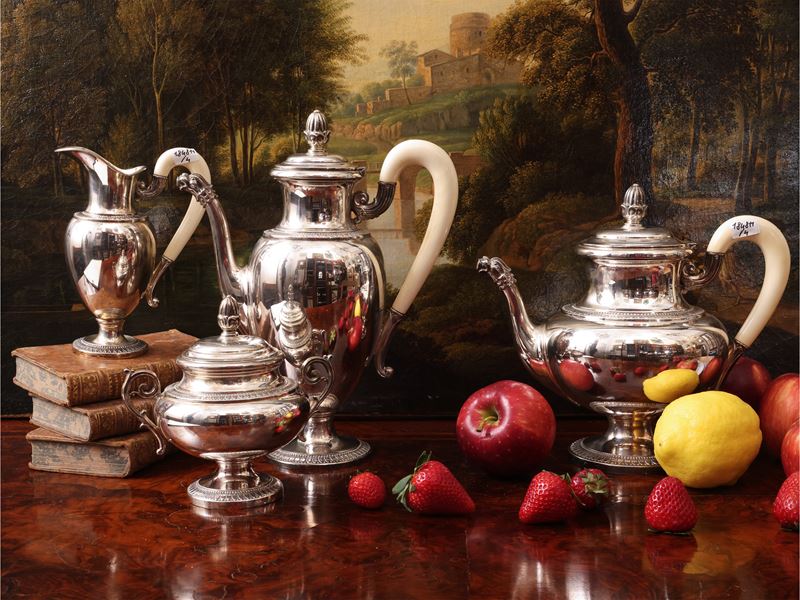 Set da tè e caffè in argento