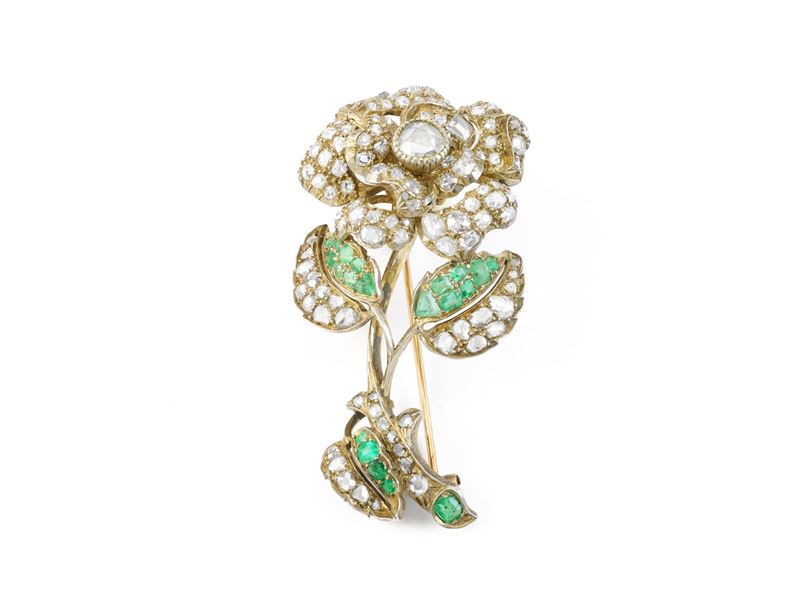 Spilla in oro 9Kt, argento, diamanti, rose di diamante e smeraldi