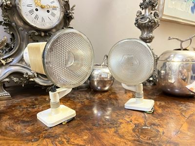 Coppia di faretti da parete Stilnovo, acciaio laccato bianco orientabile