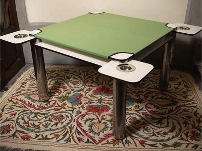 Joe Colombo, Tavolo da gioco per Zanotta (doppio piano in melanina bianca)