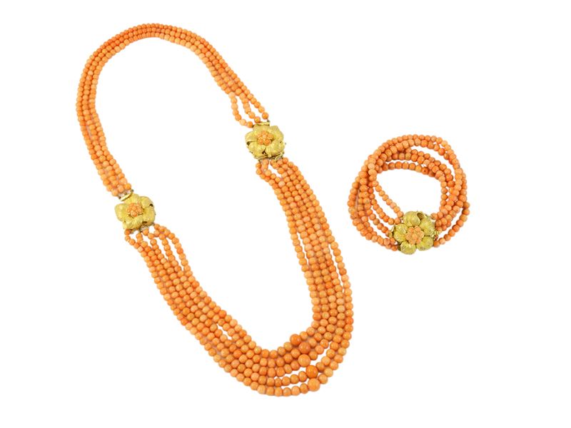 Demi parure in corallo e oro giallo