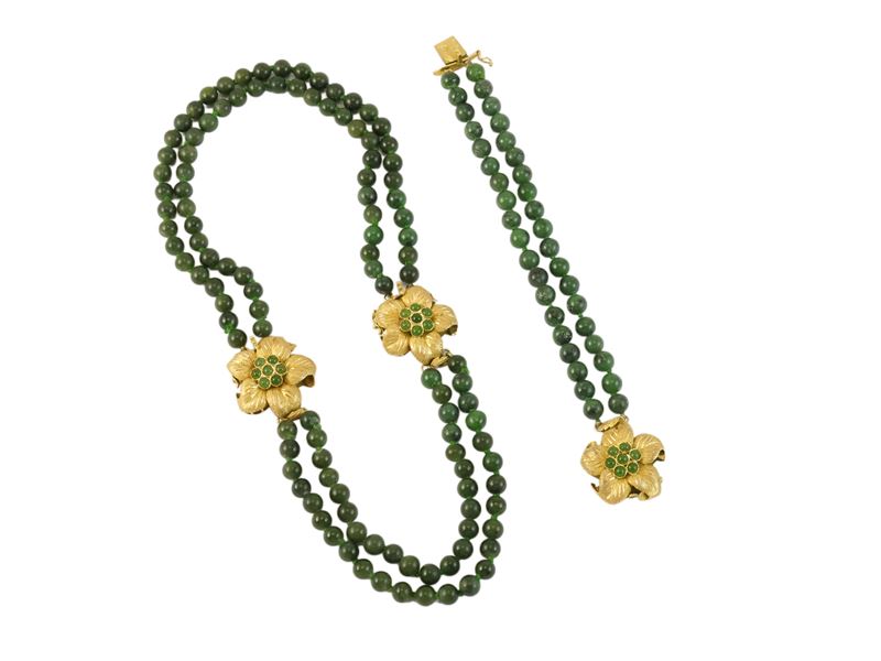 Demi parure in nefrite e oro giallo