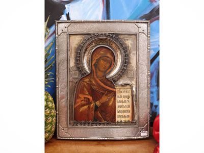 Russia, 1888, Icona con Madonna, tempera su tavola con ritza in argento cesellata e traforata