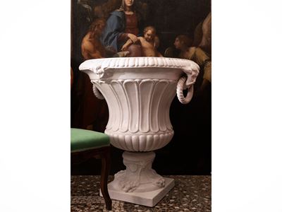 Monumentale vaso mediceo, terracotta invetriata