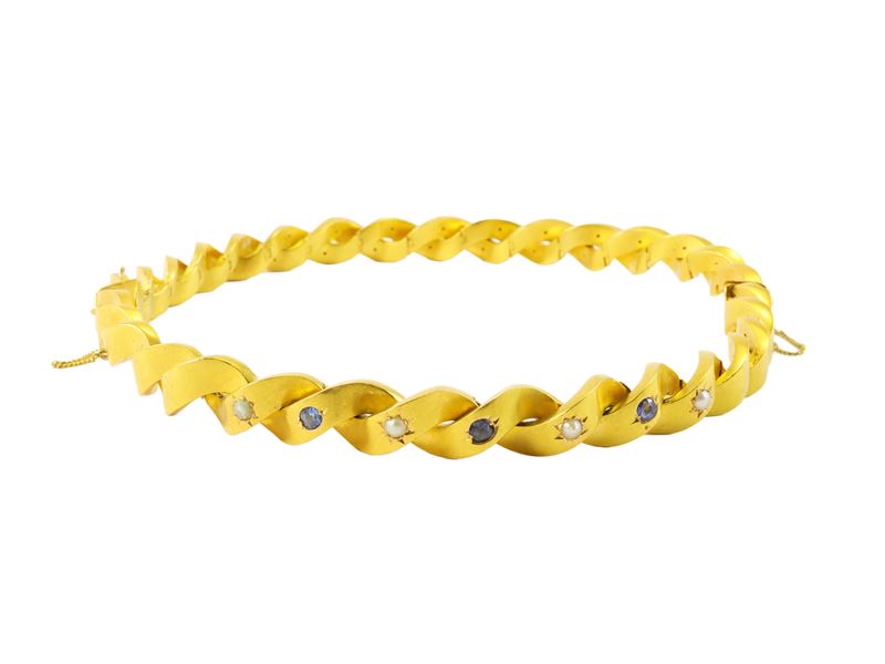 Collana girocollo in oro giallo