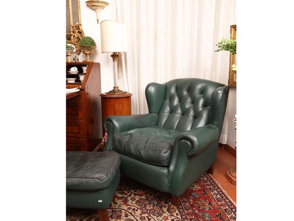 Poltrona in pelle ecologica verde scuro, Delfino Firenze