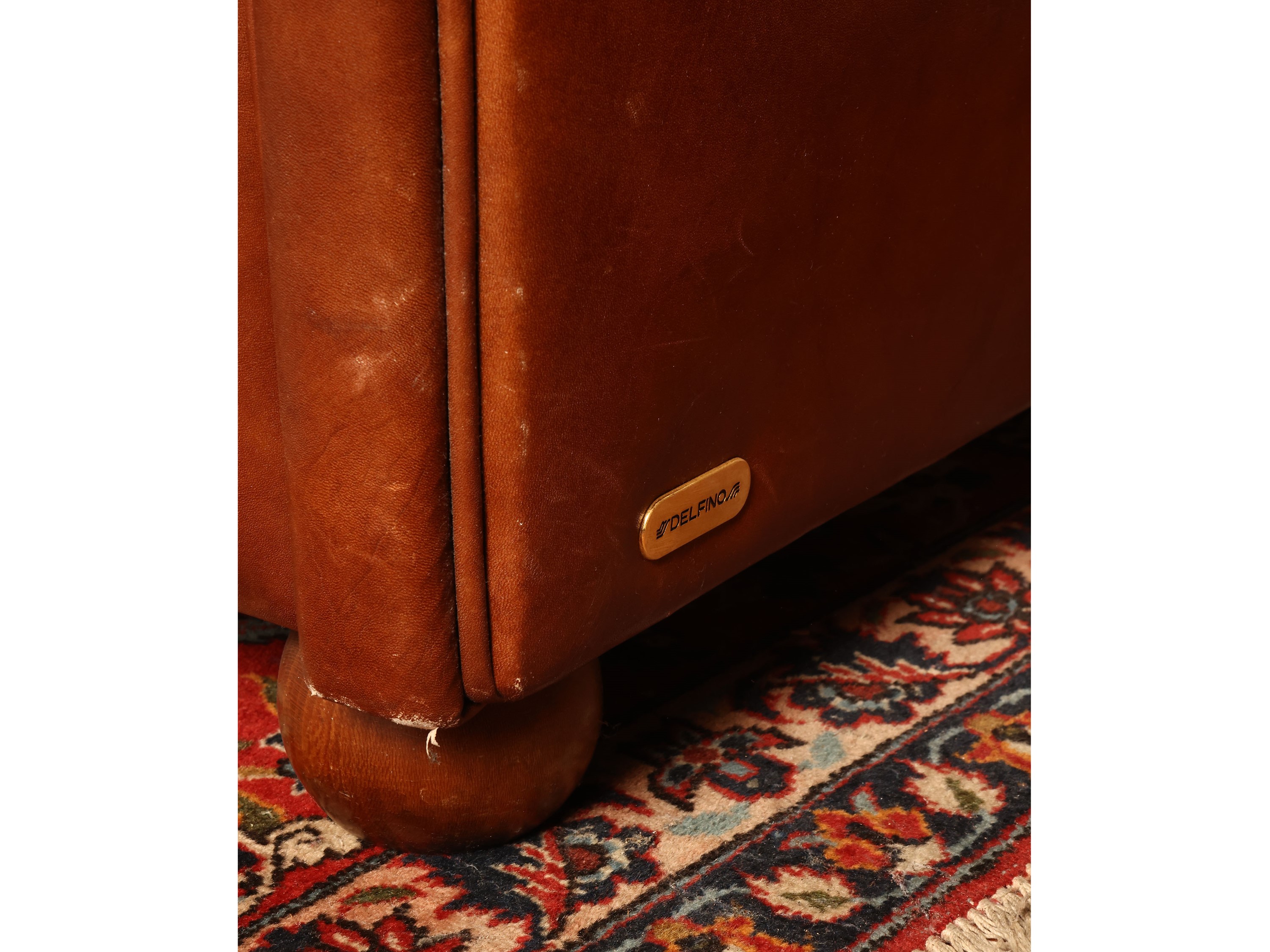 Divano Chesterfield a due posti in cuoio ecologico