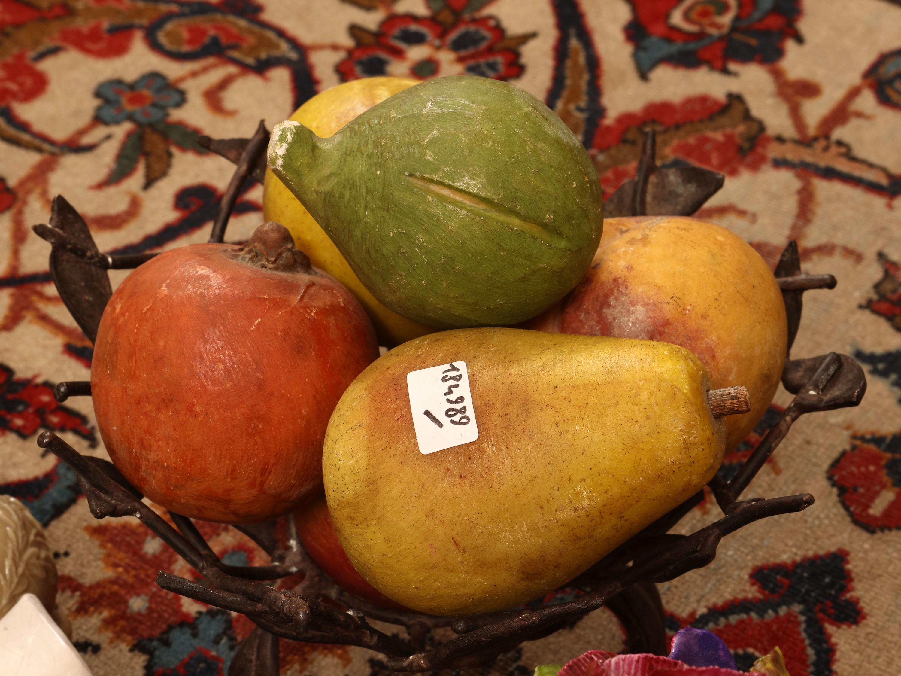 Curiosità d'epoca, Frutti in alabastro e vasetti in opaline