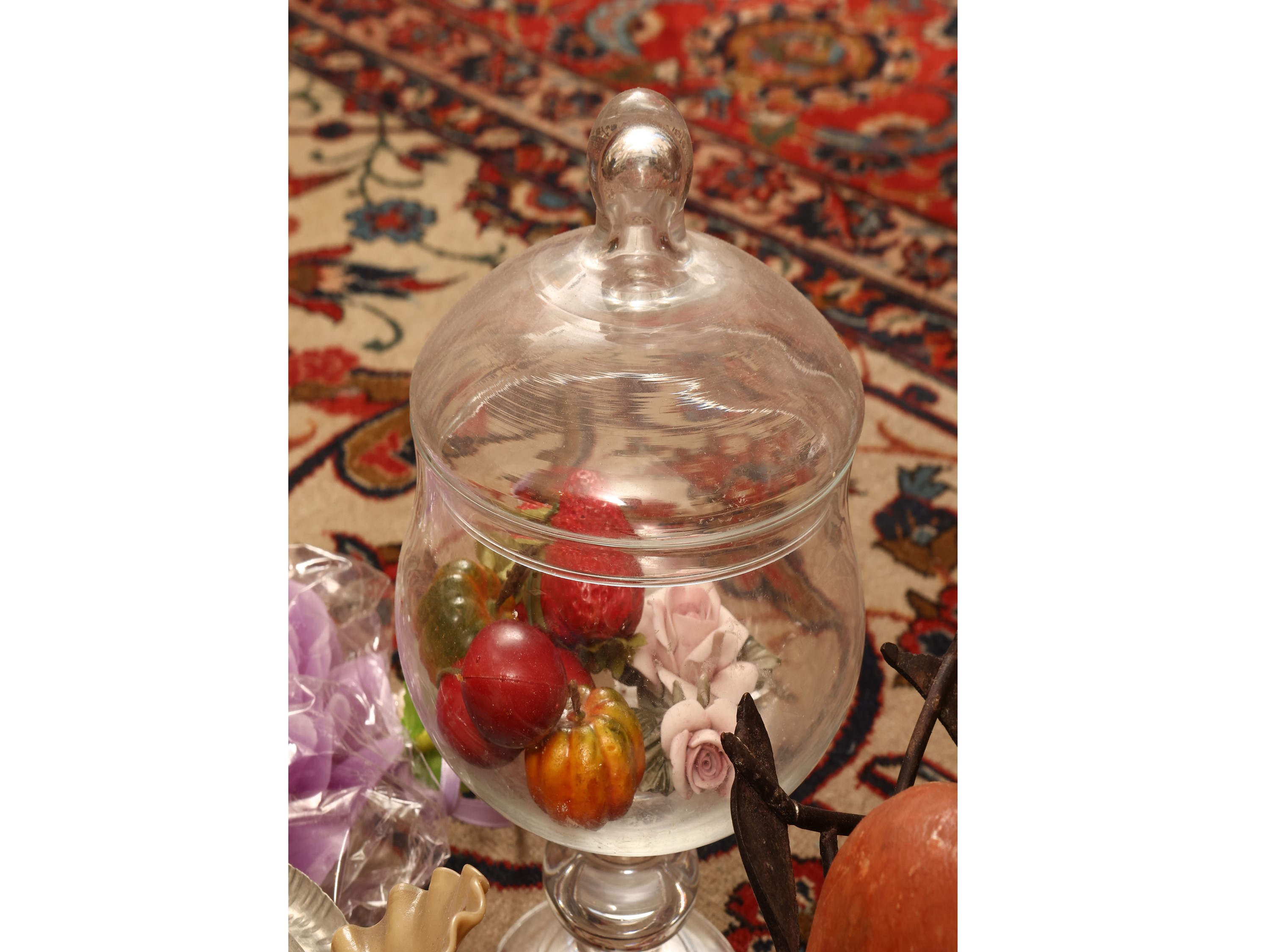 Curiosità d'epoca, Frutti in alabastro e vasetti in opaline