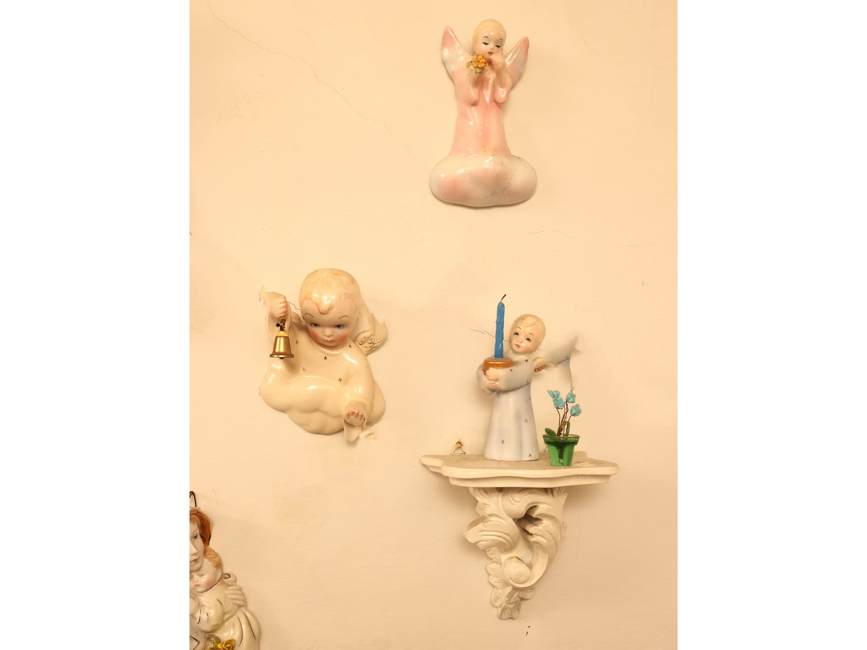 Collezione di piccole immagini devozionali in ceramica, Anni Cinquanta/Sessanta