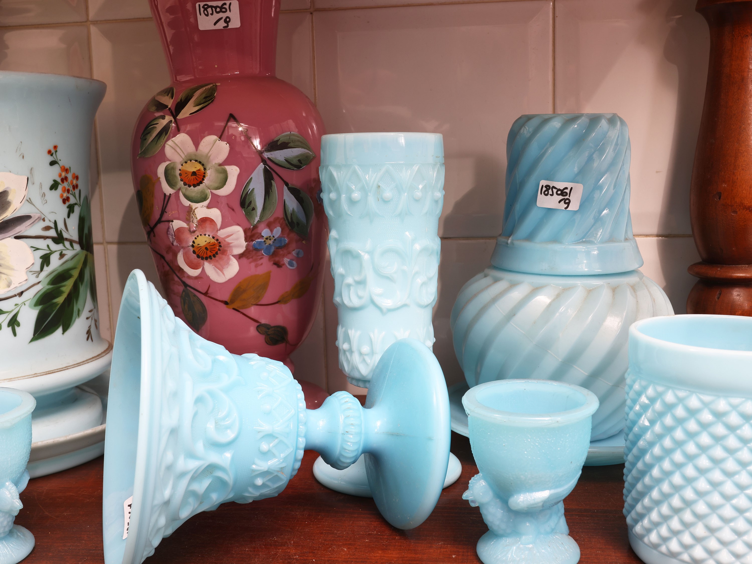 Raccolta di vetri opaline, XIX/XX secolo