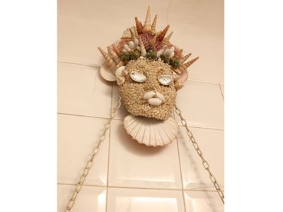 Mascherone Antropomorfo in Conchiglie